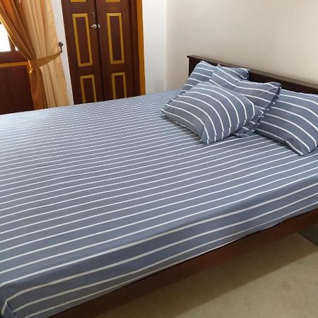 Villa Palm Breeze Polhena ภายนอก รูปภาพ