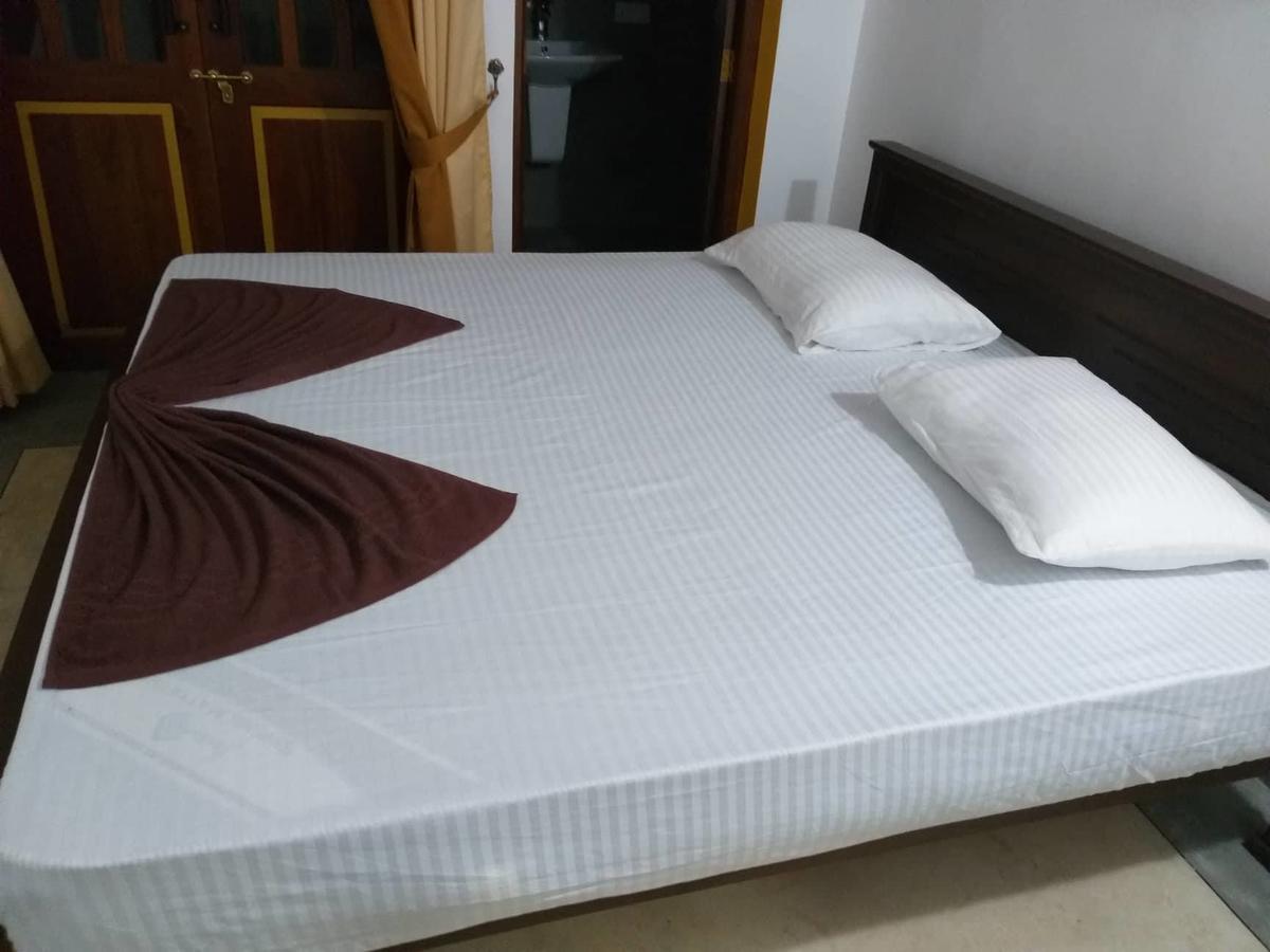 Villa Palm Breeze Polhena ภายนอก รูปภาพ